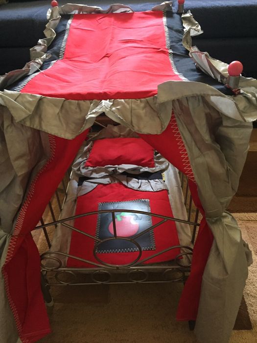 Кроватка для куклы металическая СРОЧНО