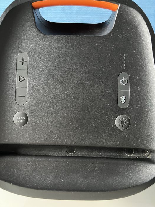 Coluna jbl partybox 100