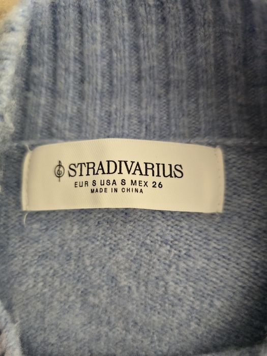 Blusa azul clara de malha