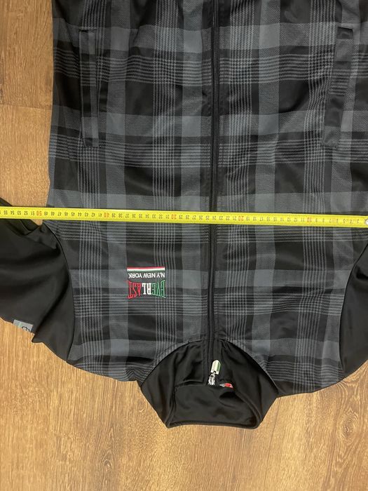Кофта Everlast оригінал, розмір S — у відмінному стані, як нова