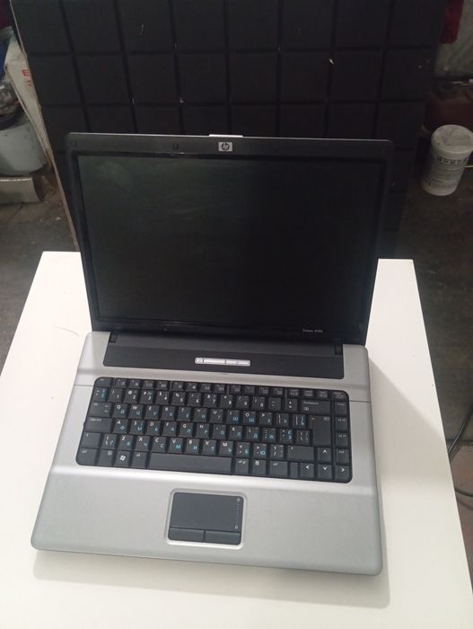 Ноутбук HP Compaq 6720s
