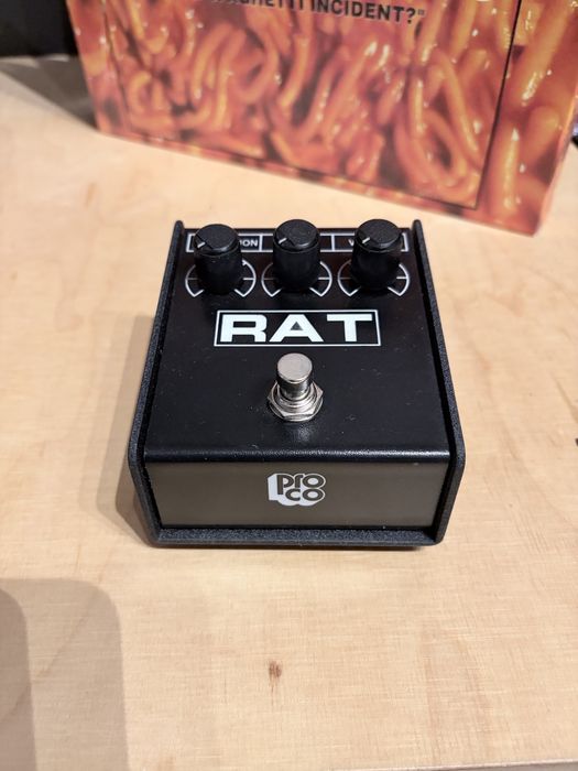 Kostka z efektem distortion Proco Rat 2 - stan idealny