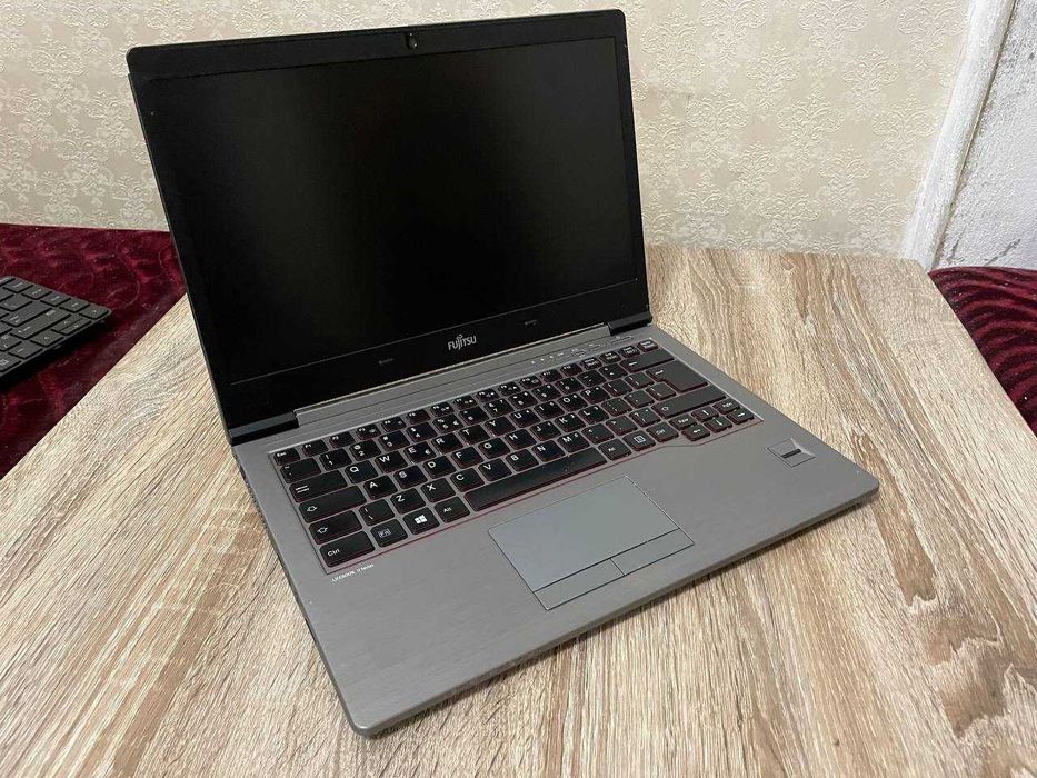 Fujitsu LifeBook U745 | i3-5010U | 6GB  | LTE | HD+ 14" | без SSD, АКБ
