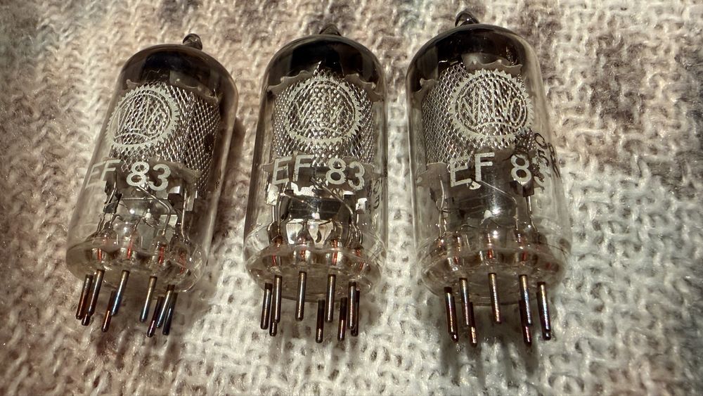 Lampa elektronowa VALVO EF83