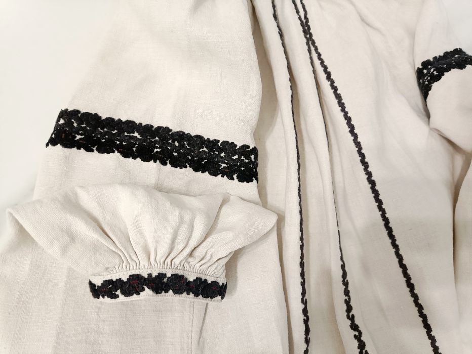 Старовинна сорочка вишита Давня вишиванка Автентична жіноча сорочка