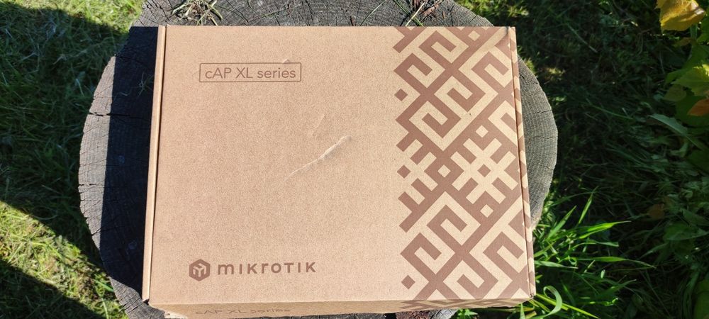 Точка доступу Mikrotik cAp XL