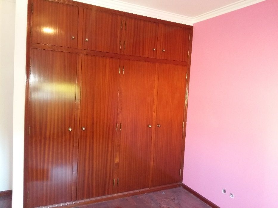 Moradia V4 remodelada em casal dos frades, Tomar..