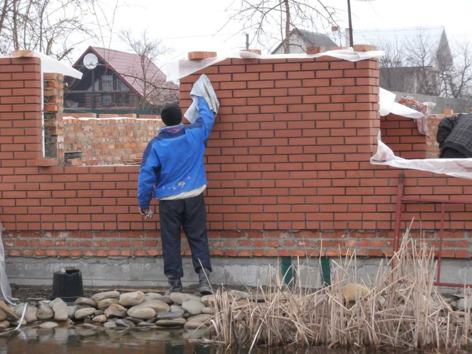 Будівництво будинків