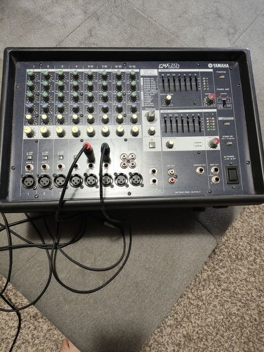 YAMAHA EMX212S активный микшер