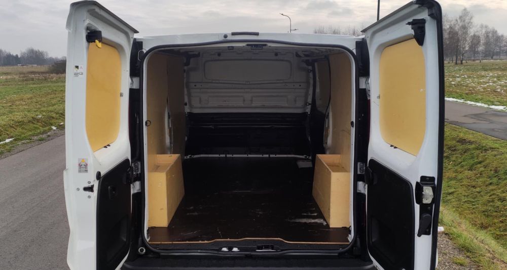 Sprzedam Renault Trafic Long