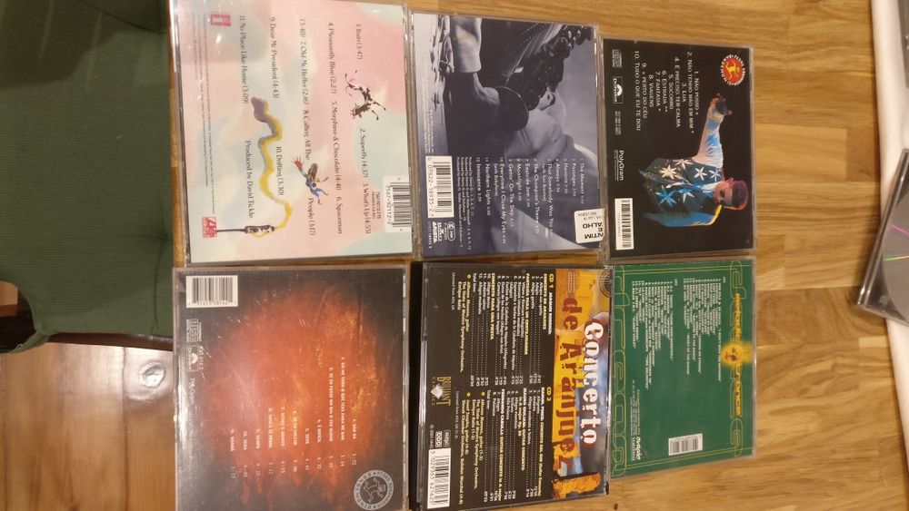 11 CD'S de diferentes bandas