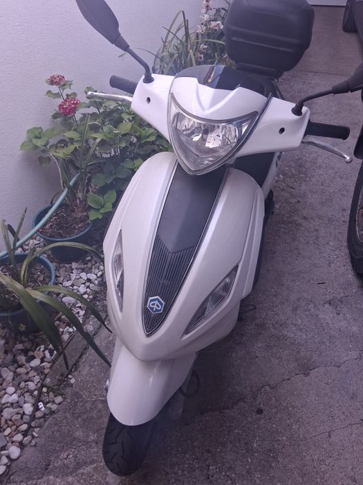 Piaggio Fly 125 — scooter 125cc