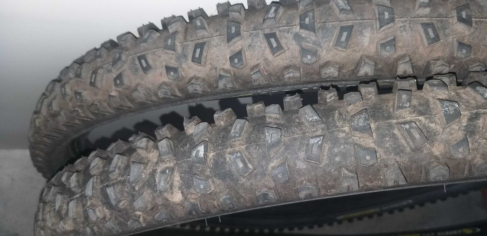 Opony Schwalbe 26x2.35