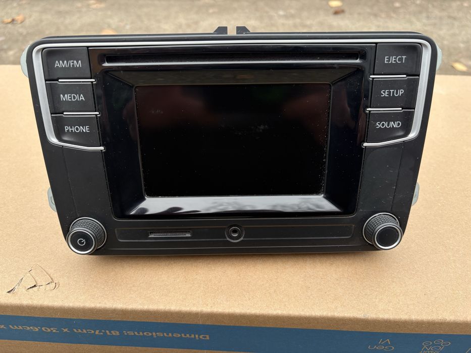 Магітолла штатна Wolkswagen Pasat B7 MNS