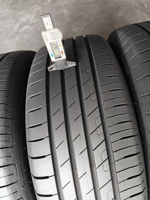 Goodyear R18 215/55 95Н EfficientGrip Performance літні шини дуже якісні тихі з добрим накатом