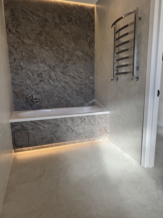 Продаж нового будинку Американки