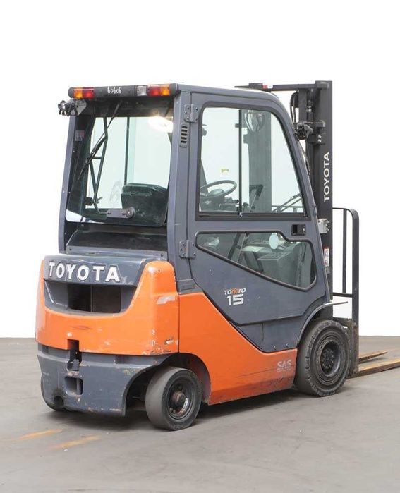 Дизельний навантажувач TOYOTA 1,5 т, погрузчик ТОЙОТА