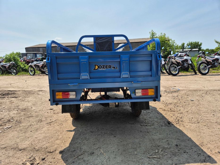 DOZER 1200 watt трицикл грузовой электрический