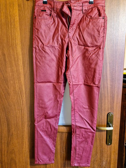 Spodnie bordowe Orsay 40