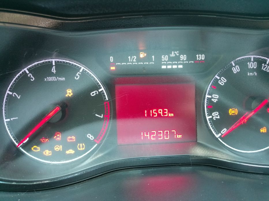 Opel corsa e 2016 Silnik 14 Eco Tec 90 KM