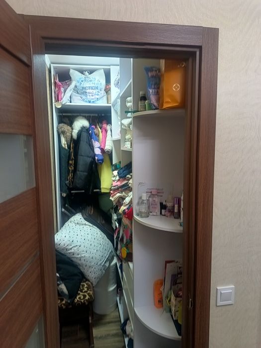 Продаж 1 кімнатної квартири.. Ближнє Замостя.