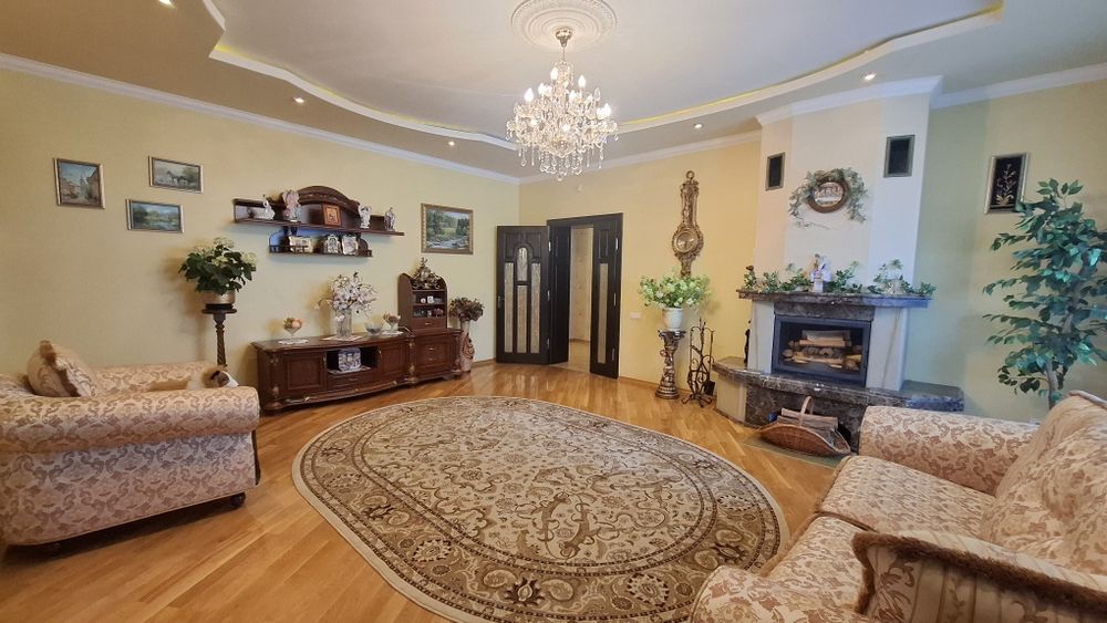 4 Кімната Квартира В Дрогобичі