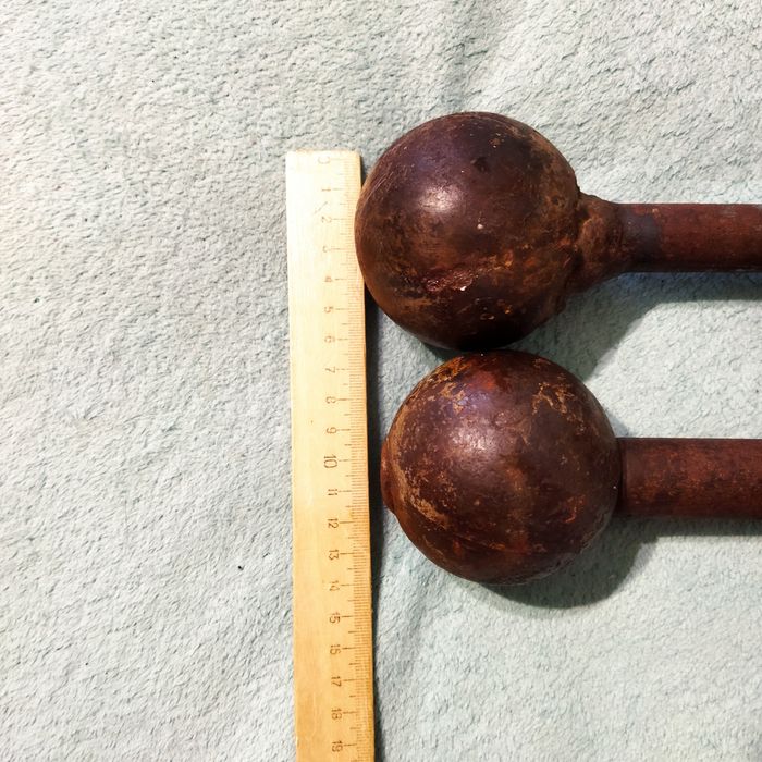 Гантелі ручної роботи