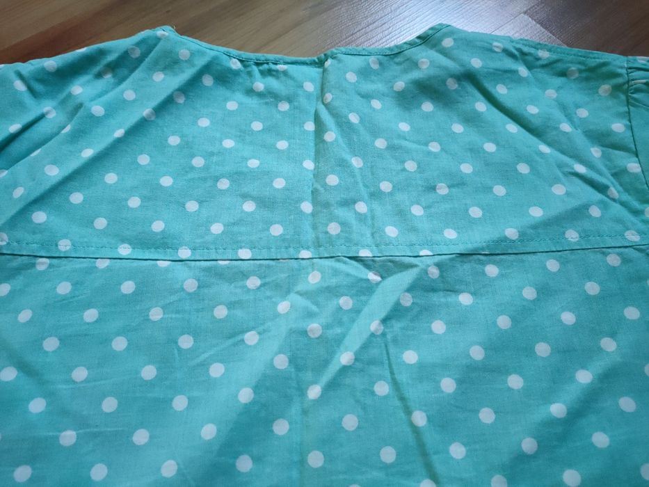 Bluzka w groszki miętowa