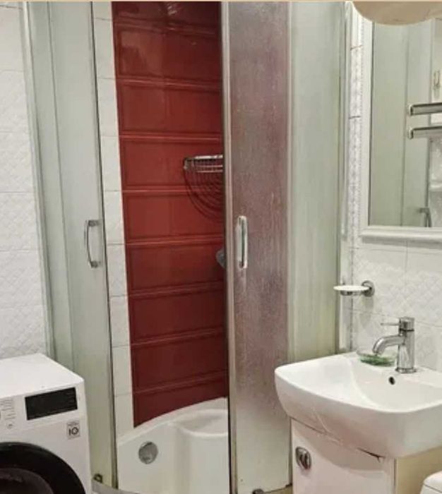 2 кім РЕМОНТ середній поверх район ПОЛЯ (Кірова) (718855)