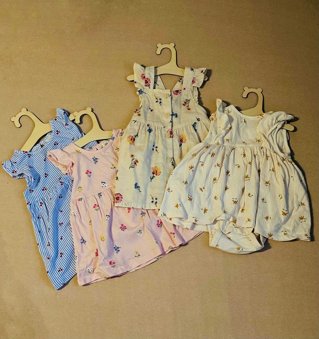 Zestaw sukienek dla dziewczynki H&M 68r, 4szt
