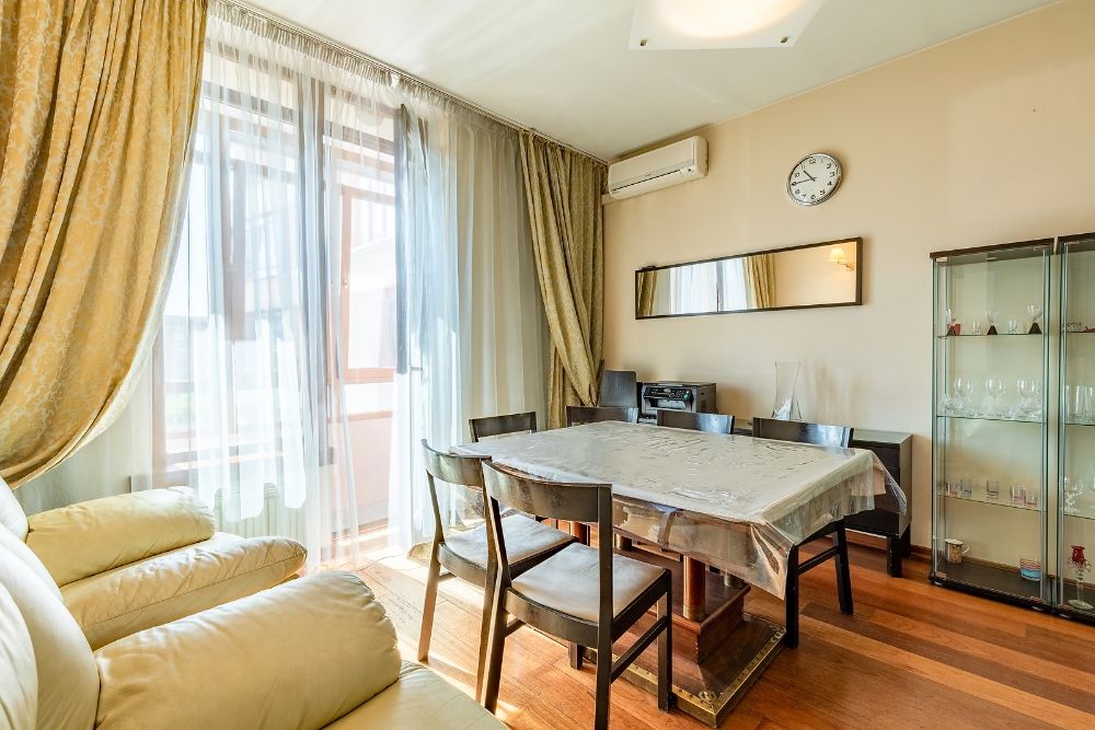 3к квартира подобово ,центр,паркiнг,ЖКДипломат Хол,ботанiчний сад