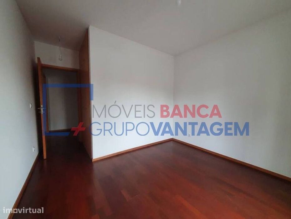 Apartamento T2+1 em Oliveira do Douro, V.N.Gaia