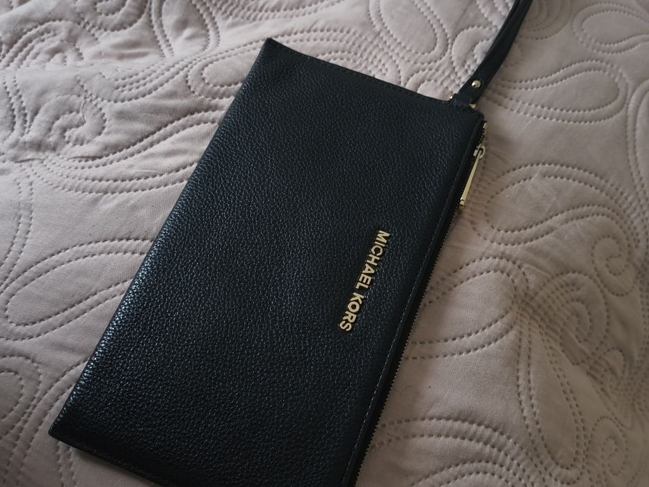 Клатч Michael Kors натуральна шкіра в чорному кольорі