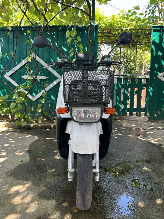 продам скутер Yamaha