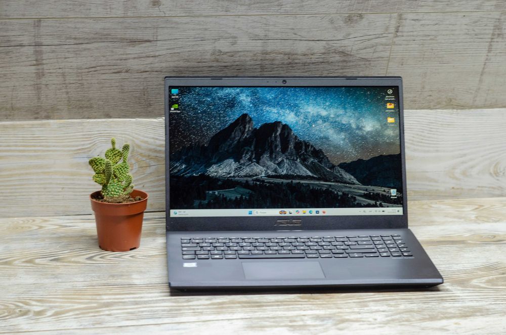 ASUS X571GT i5-9300H 4.0 GHz/16Gb DDR4/GTX 1650 4Gb/SSD 256GB/15.6`