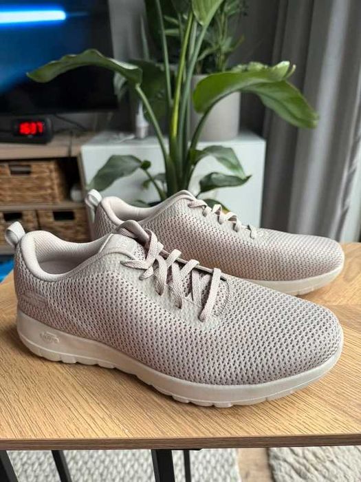 - Skechers - Sneakersy r. 40 / 41