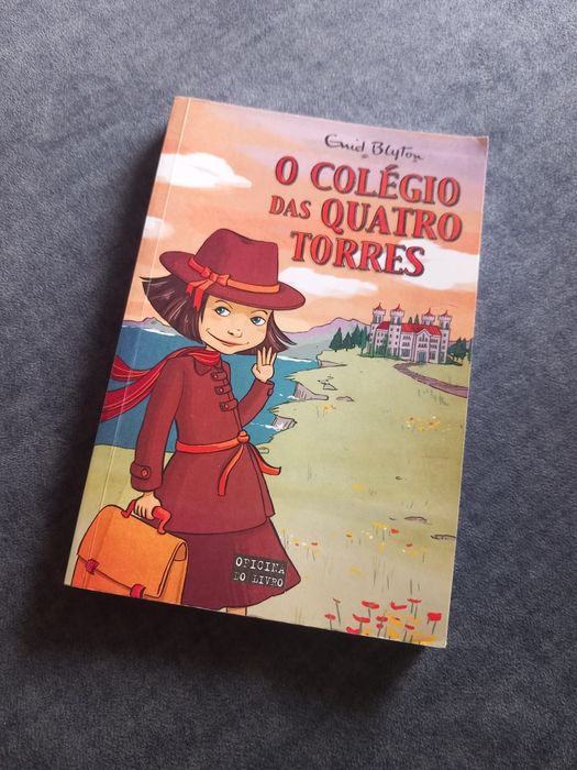Colégio das Quatro Torres - Emid Blyton