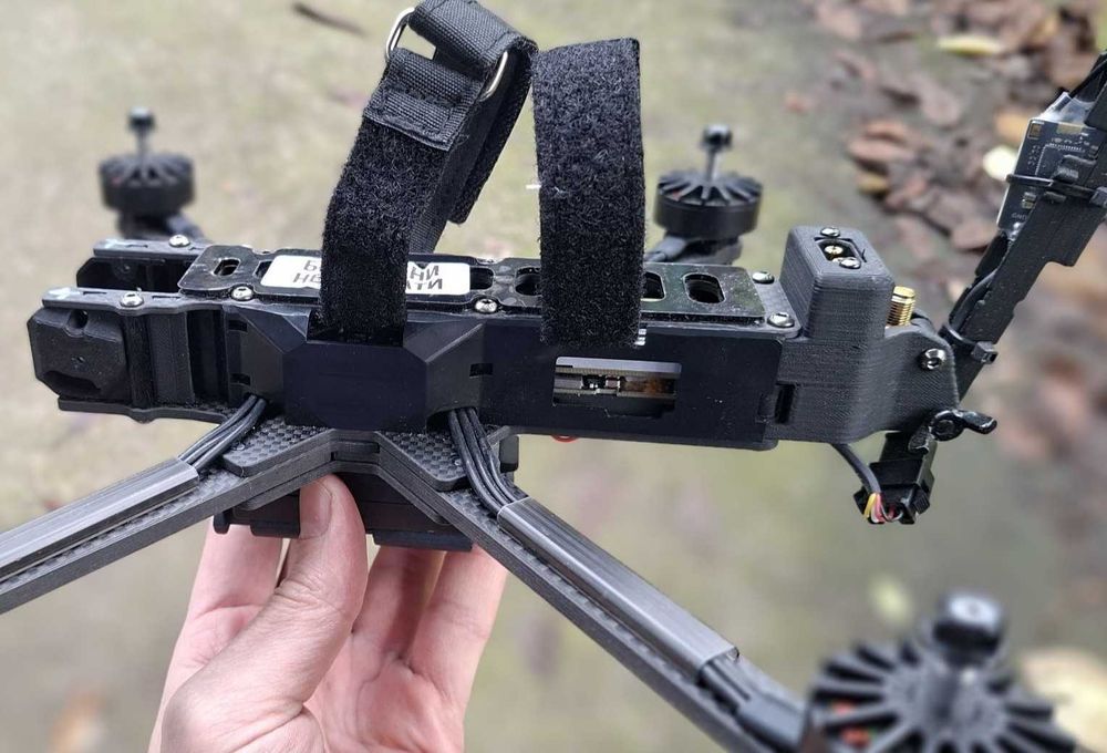 фпв  fpv дрон 7 дюймів новенький без камери 10 шт під caddx 640 384