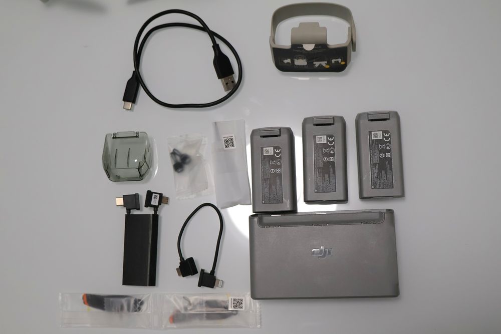 DJI Mini 2 Fly More Combo