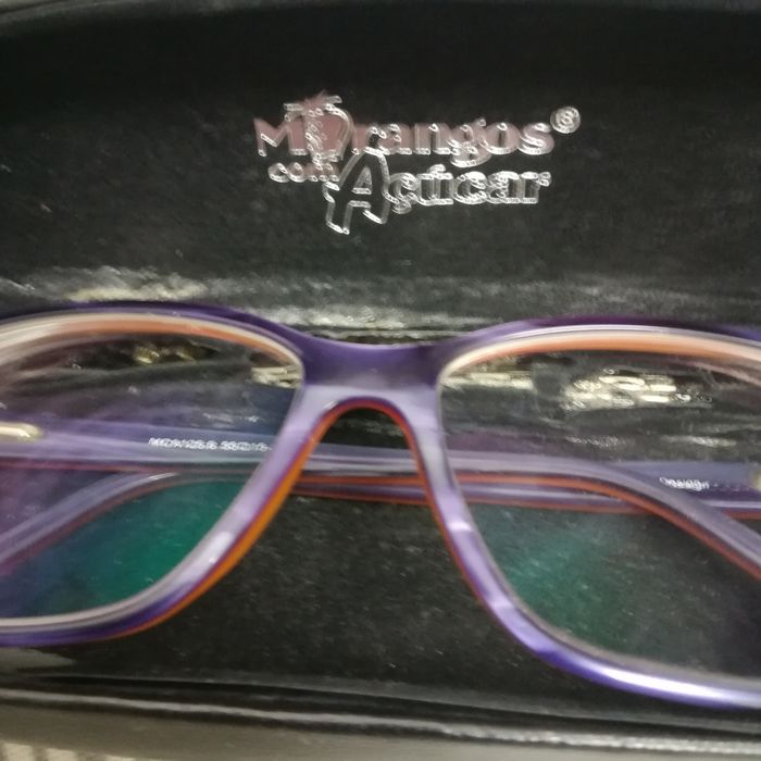 Óculos Morangos com açúcar