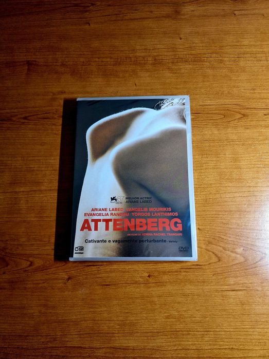 ATTENBERG (Athina R Tsangari) Cativante e vagamente pertubador... NOVO