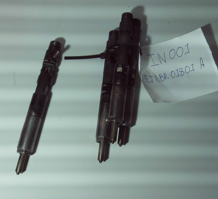 Injector Renault Clio Grandtour Ref: Ejbr01801A