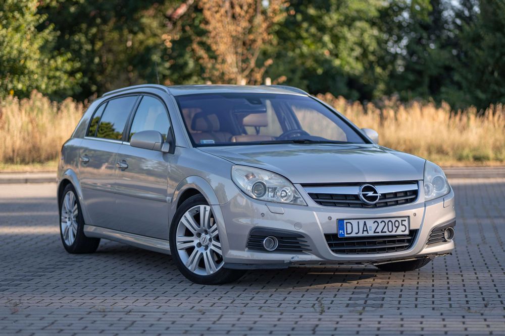 Opel Signum 2.0T 175 KM, 2006, LPG, kolor Panna Cotta