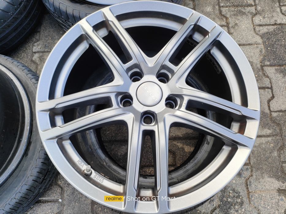 Felgi aluminiowe DEZENT 7.5JX18 5X108