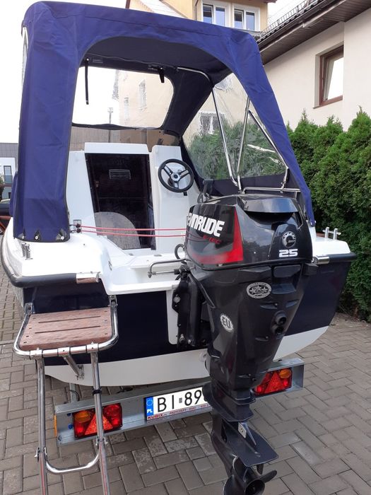 Sprzedam  łódź motorową