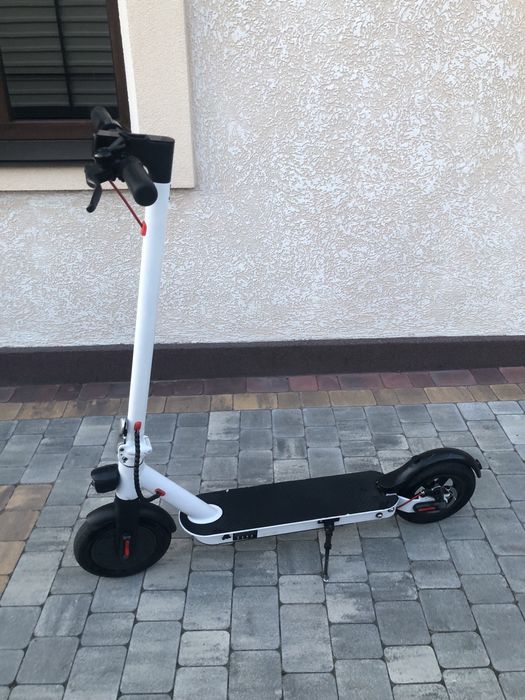 Електросамокат Crosser E9