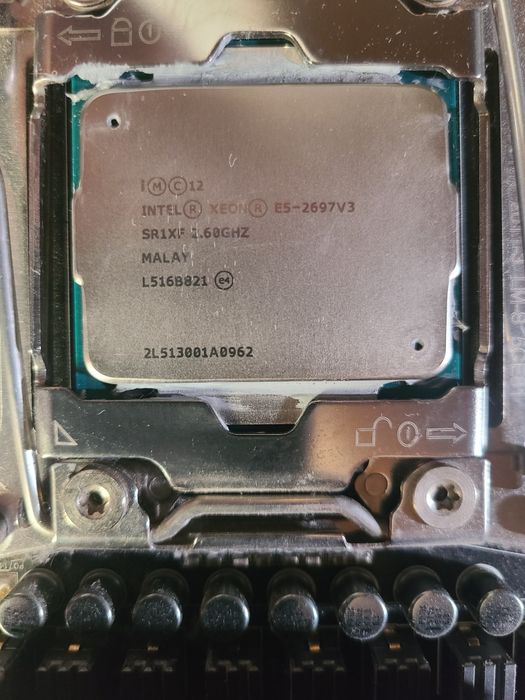 Asus x99a xeon E5 2697v3