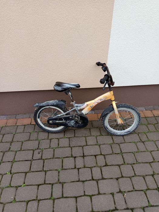 Rower dziecięcy bemix  stan b.dobry.