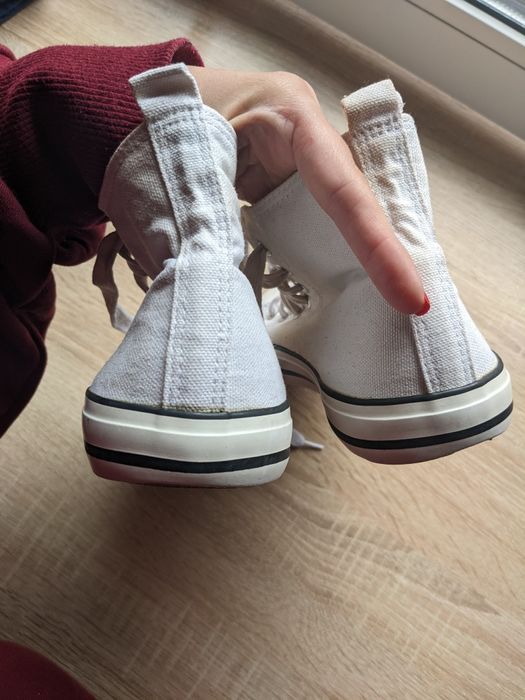 Кеди білі Stradivarius