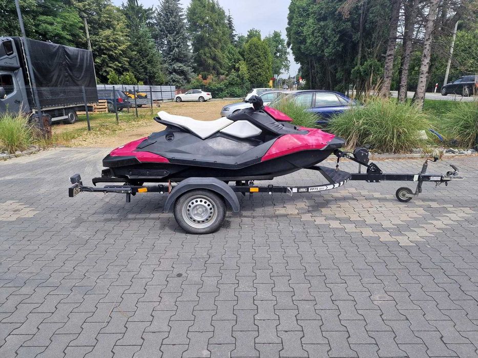 Wynajem Sea-Doo na imprezy i wakacje Pływanie zabawa na wodzie moc adrenalina skutery wodne wynajem na minuty, godziny dni zagranica wypożyczalnia